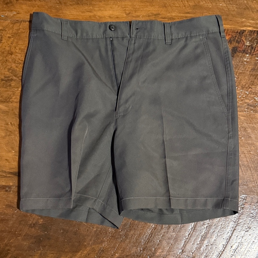 PGA Tour Men's Charcoal Flat Front Shorts